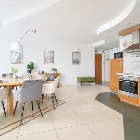 Port I, Sun & Snow דירה